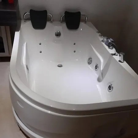 شقة Relaxation In Waterloo, 2 Steps From The Center Of Brussels ووترلو