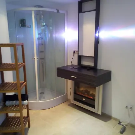 Apartman Relaxation In Waterloo, 2 Steps From The Center Of Brussels *